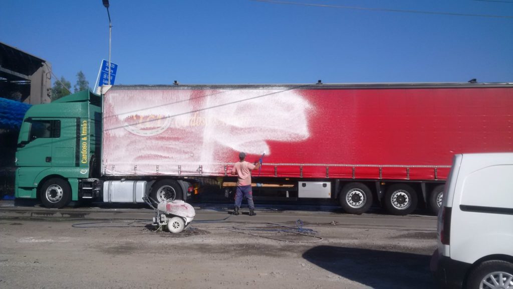 Distribuidor Proyección de espuma activa para lavado de coches y camiones